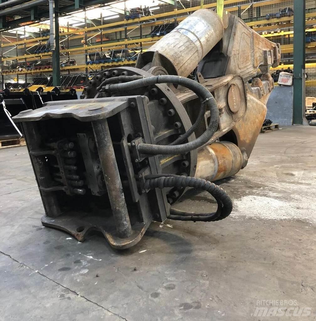 Atlas Copco CC6000 Frézy, nožnice
