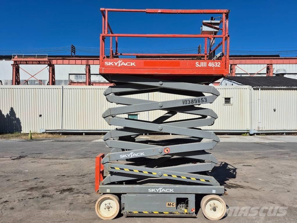 SkyJack SJ 4632 Nožnicové zdvíhacie plošiny