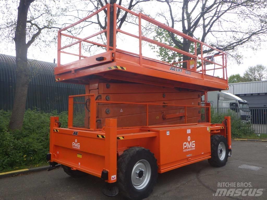 JLG 210-25 Nožnicové zdvíhacie plošiny