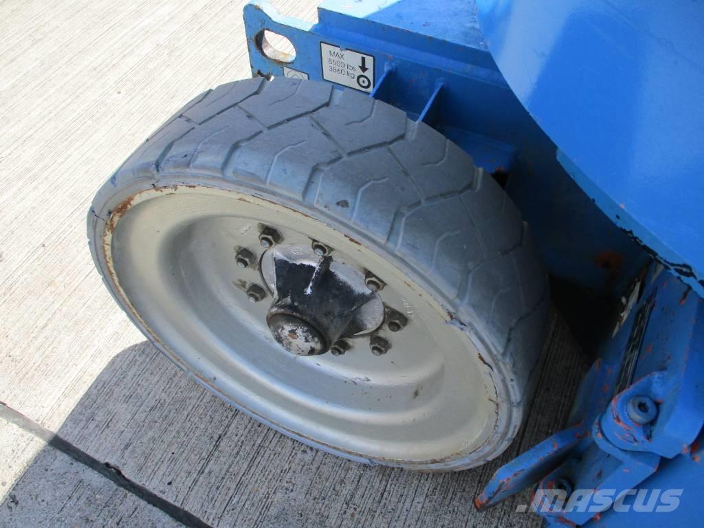 JLG E 300 AJP (180) Teleskopické plošiny