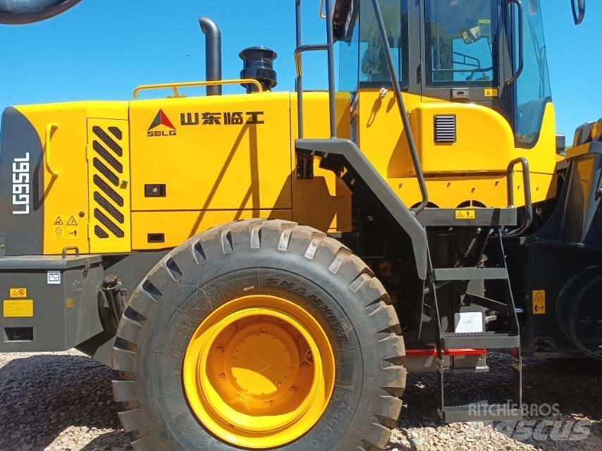 SDLG LG956F Kolesové nakladače
