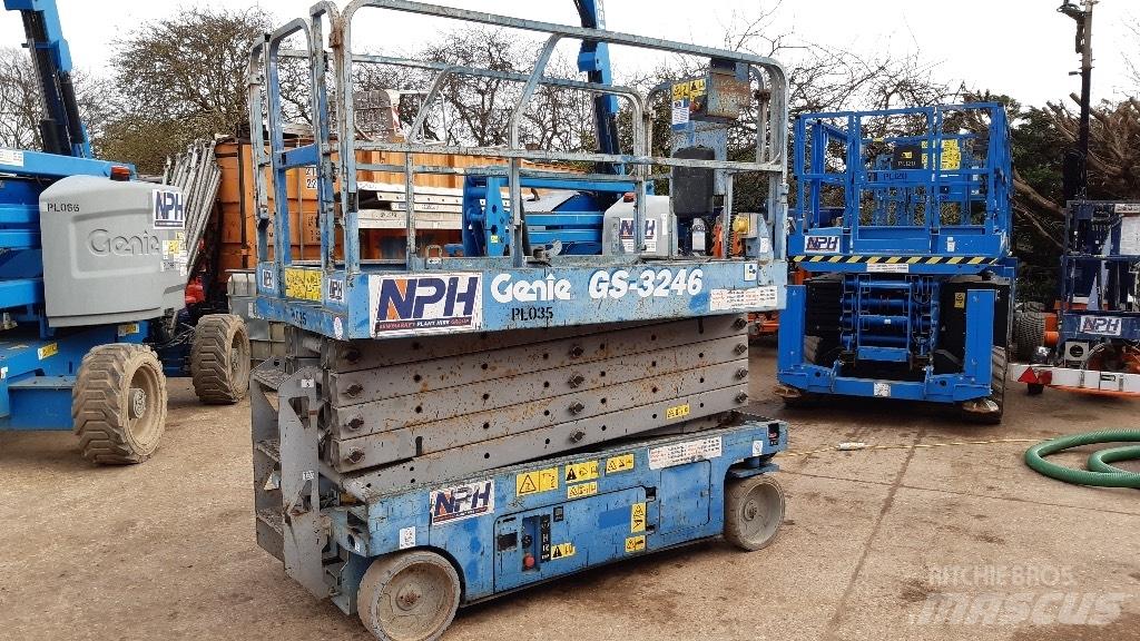 Genie GS 3246 Nožnicové zdvíhacie plošiny