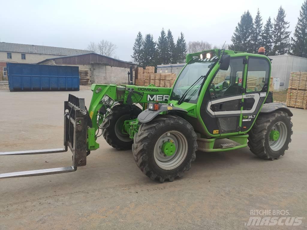 Merlo TF 35.7-140 Teleskopické nakladače pre poľnohospodárstvo