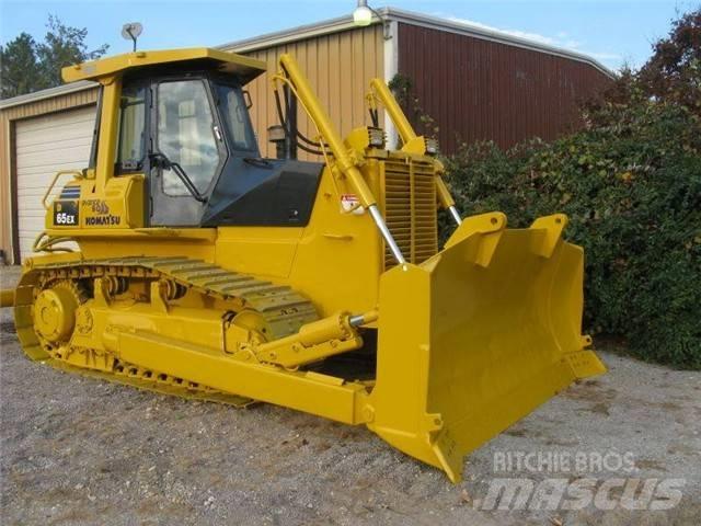 Komatsu D 65 EX Pásové dozéry