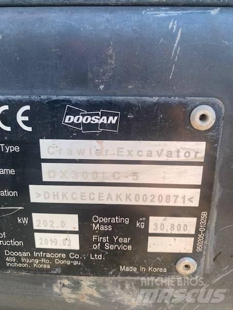 Doosan DX 300 LC-5 Pásové rýpadlá
