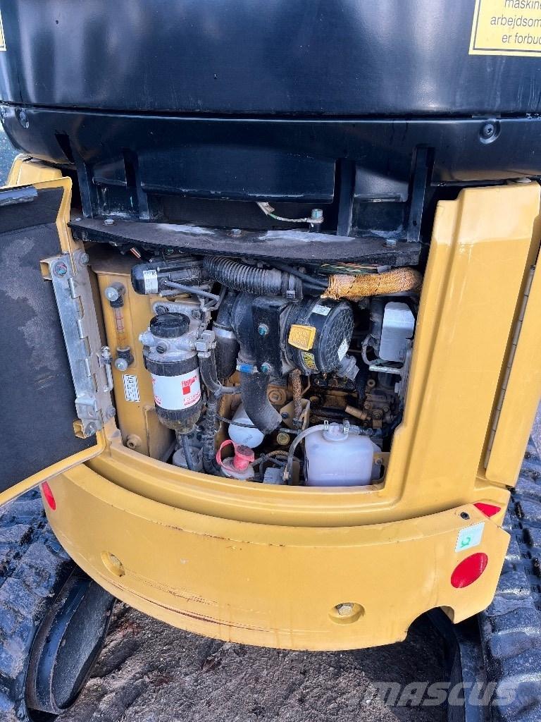 CAT 302 Mini rýpadlá < 7t
