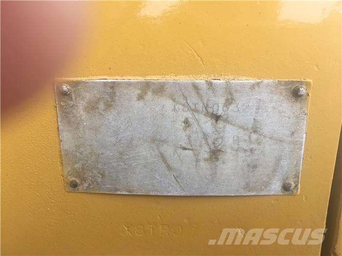 CAT 330 B Pásové rýpadlá