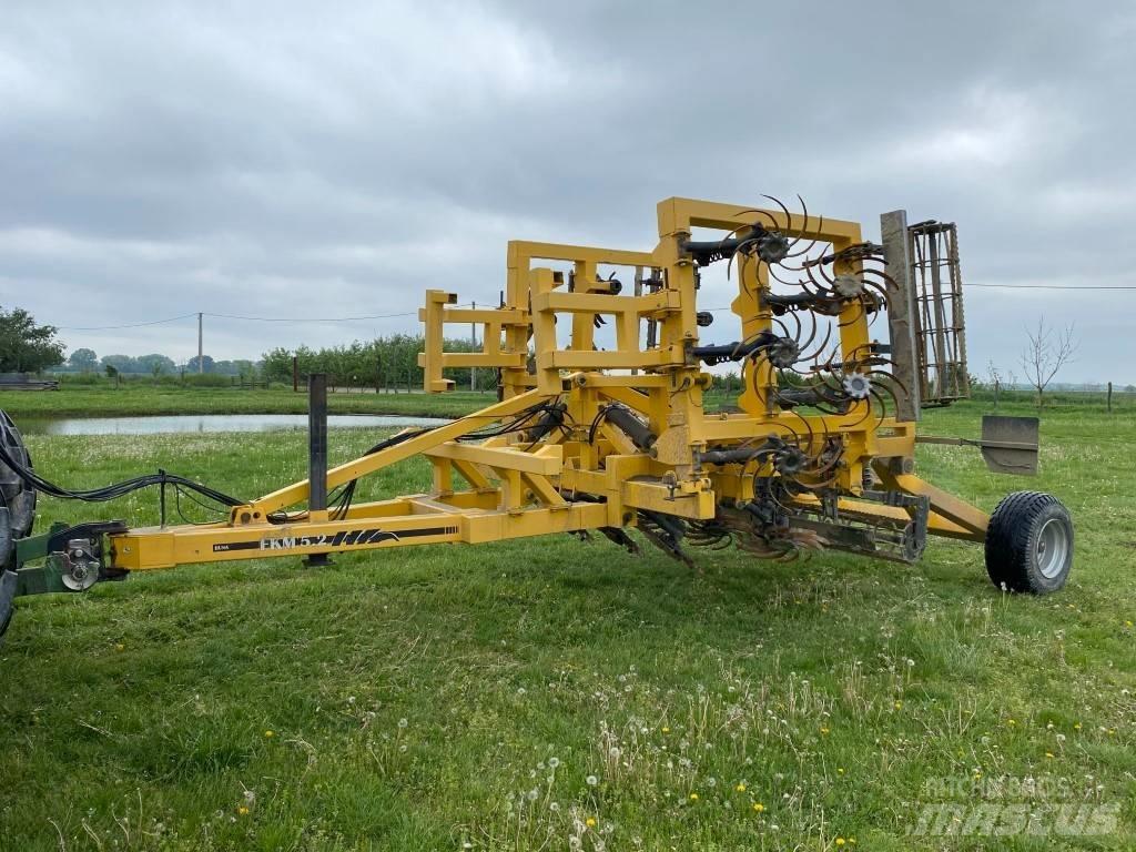  Busa FKM - 5,2 Kombinátory