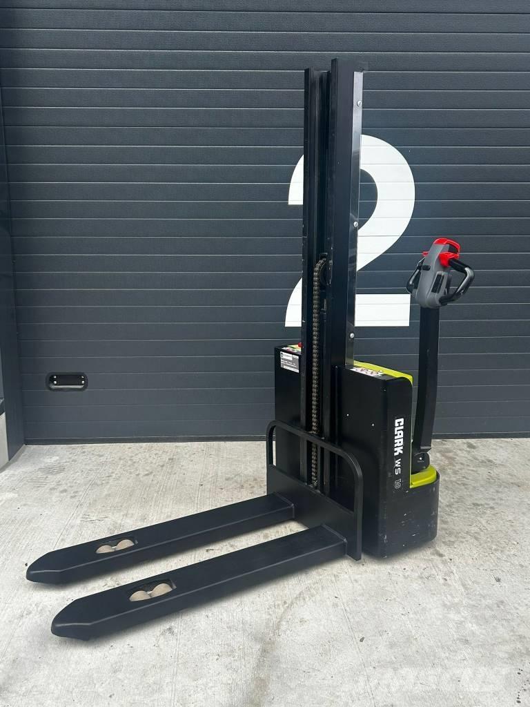 Clark WS10M Ručne vedené vysokozdvižné vozíky