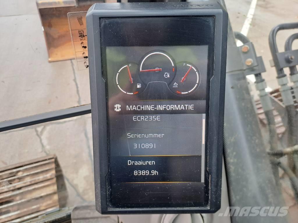 Volvo ECR 235 E Pásové rýpadlá