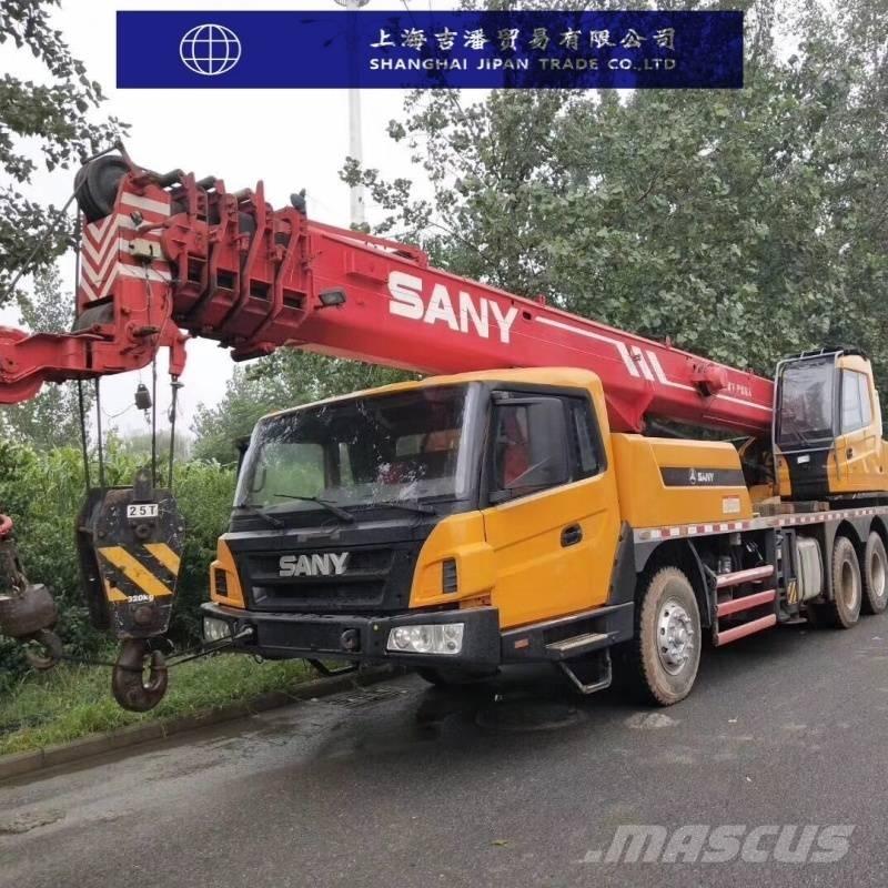 Sany STC 250 H Univerzálne terénne žeriavy
