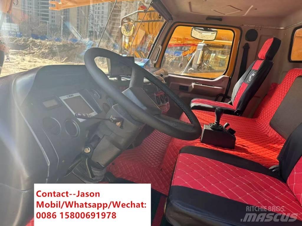 XCMG XCA130 Univerzálne terénne žeriavy