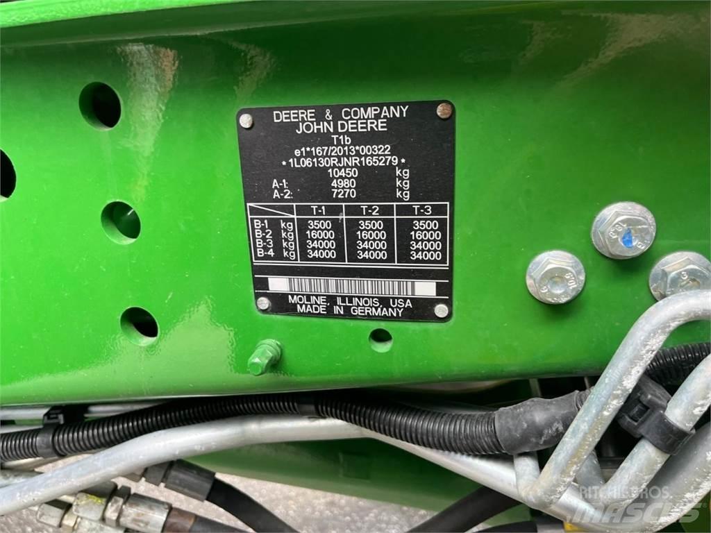 John Deere 6R130 Traktory
