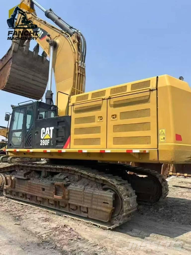 CAT 390F Pásové rýpadlá