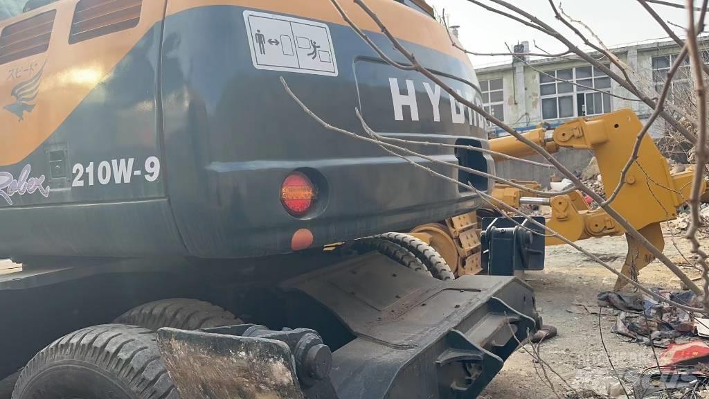 Hyundai DH210W-9 Kolesové rýpadlá
