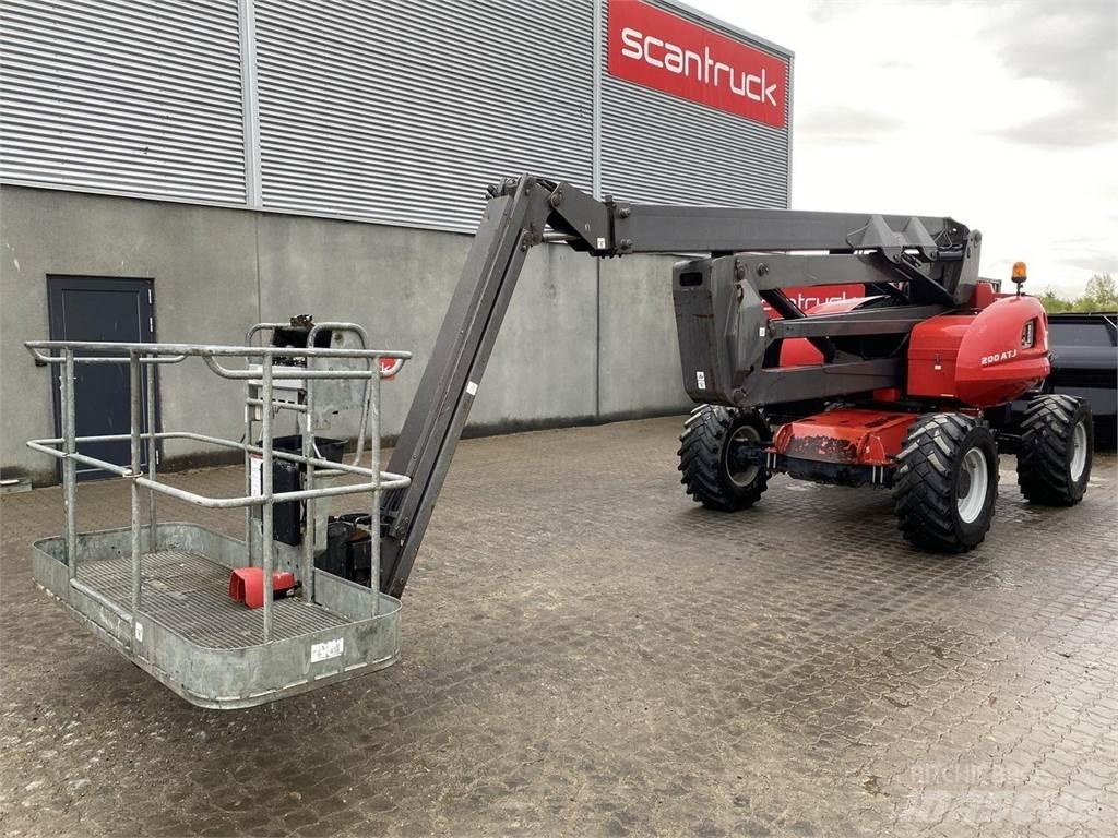 Manitou 200ATJ RC Kĺbové plošiny