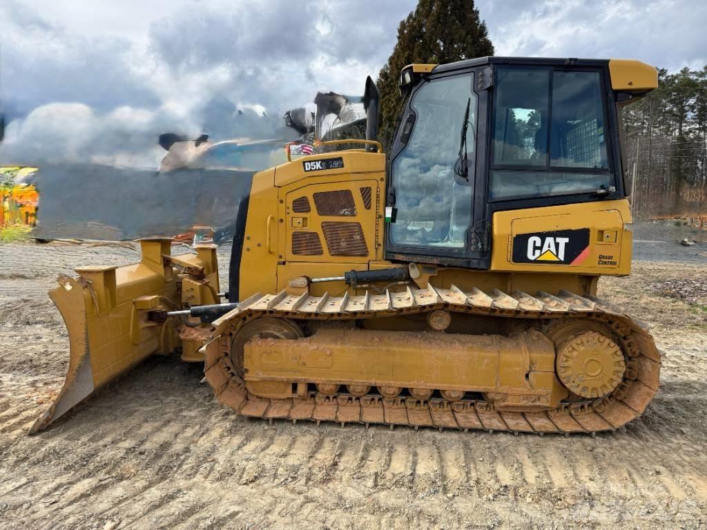 CAT D 5 K 2 LGP Pásové dozéry