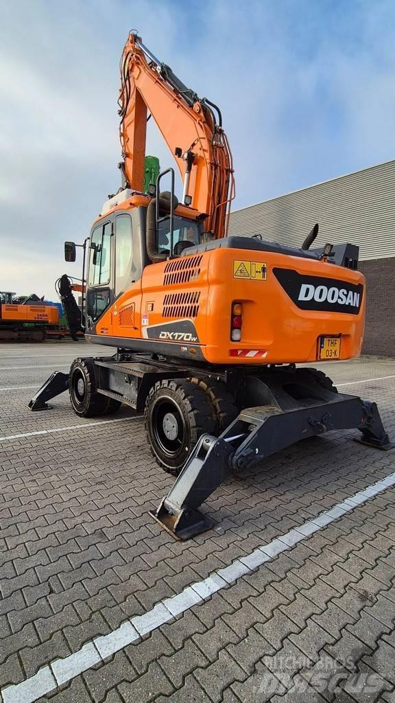 Doosan DX170W-5 Kolesové rýpadlá