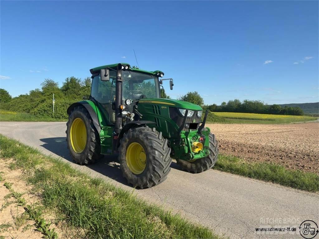 John Deere 6115R Traktory