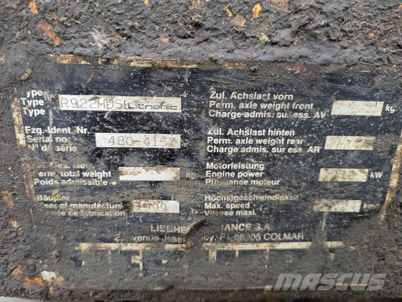Liebherr 922 Pásové rýpadlá