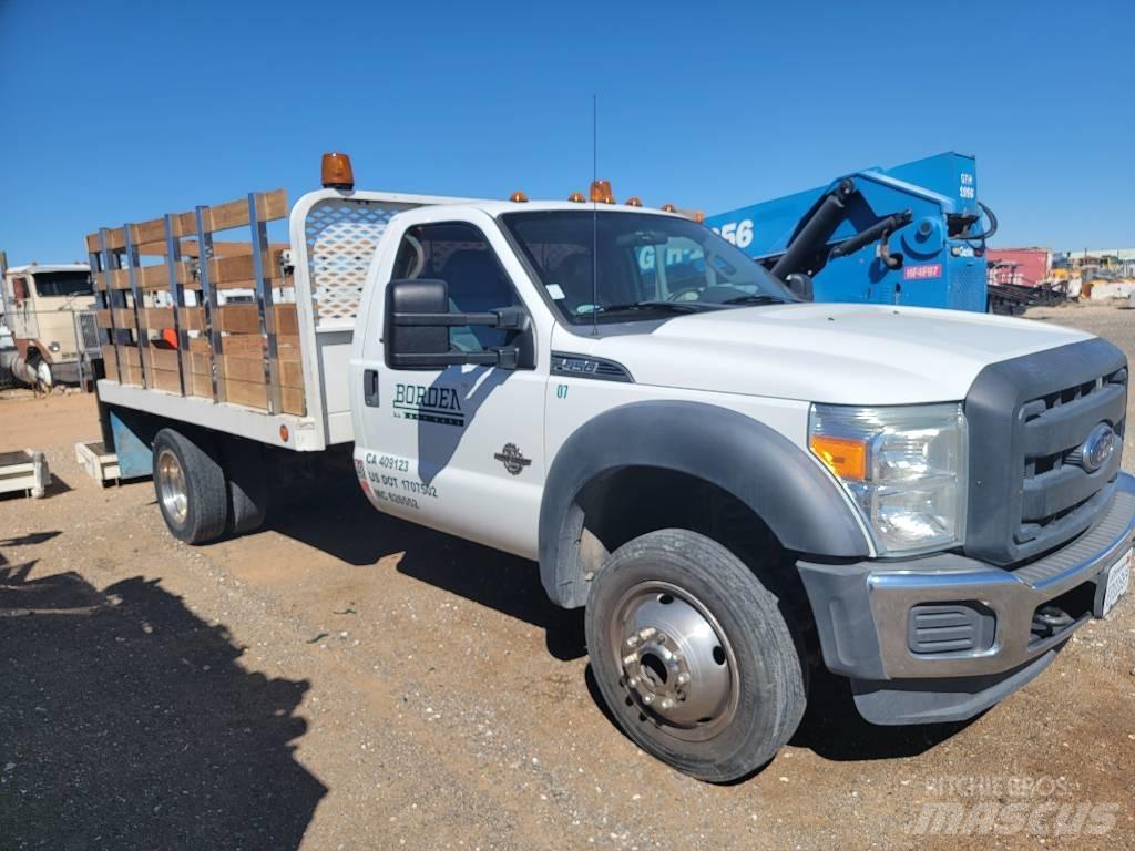 Ford F 450 XL Plošinové nákladné automobily/nákladné automobily so sklápacími bočnicami
