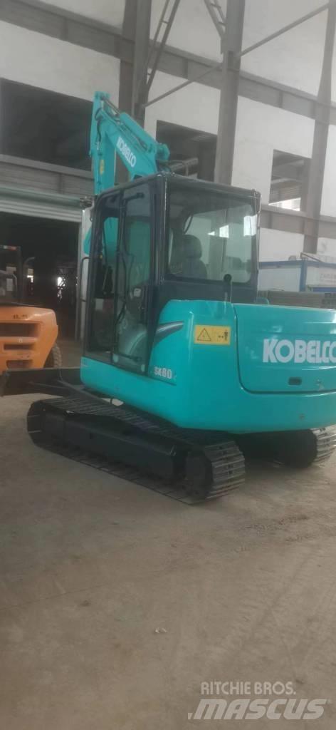 Kobelco 60-8 Pásové rýpadlá