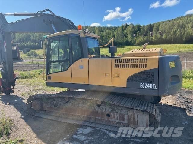 Volvo BM Ec 240 Pásové rýpadlá