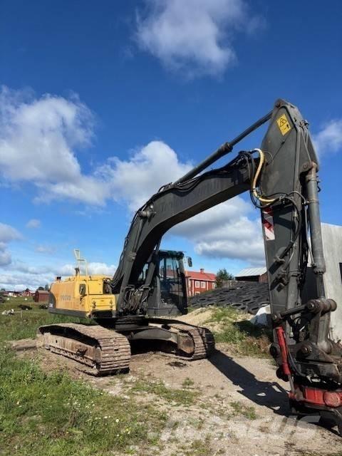 Volvo BM Ec 240 Pásové rýpadlá