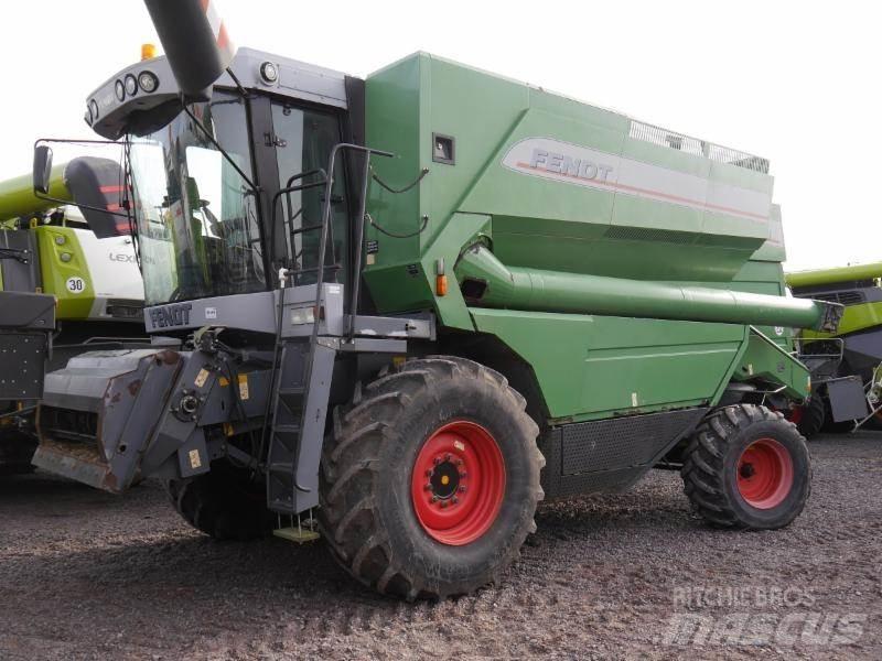 Fendt 8350 Kombinované zberacie stroje