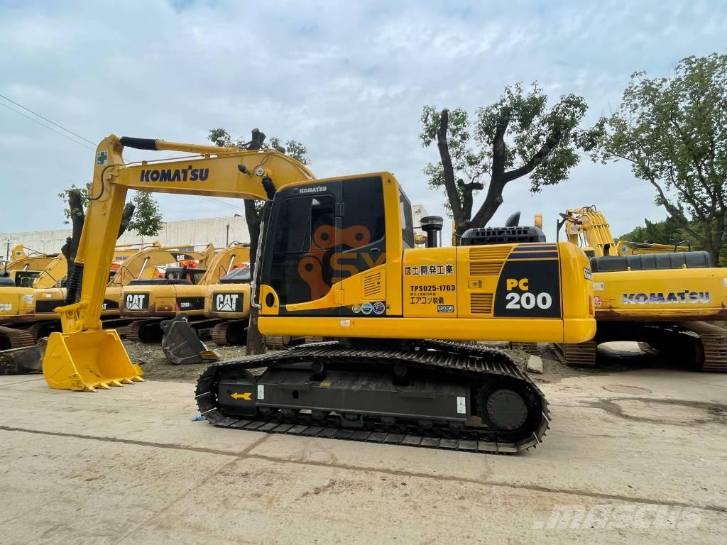 Komatsu PC 200 Pásové rýpadlá