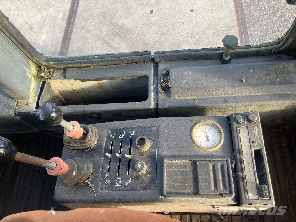 O&K L 6 shovel Kolesové nakladače