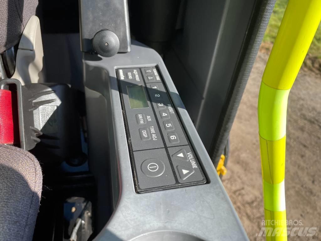 Komatsu PC 210 Rýpadlá s dlhým dosahom