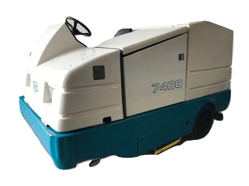 Tennant 7400 GAZ Zametacie stroje