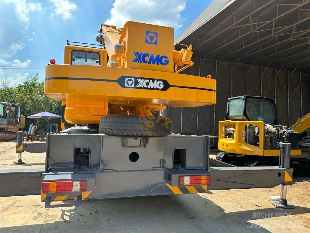 XCMG XCT 25 Univerzálne terénne žeriavy