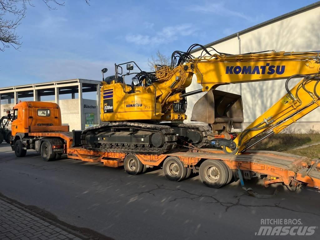 Komatsu PC228USLC-11 Pásové rýpadlá