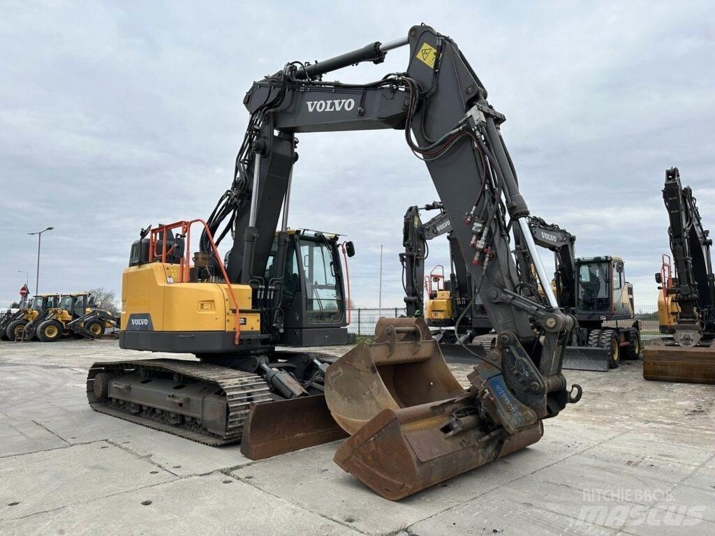 Volvo ECR235EL Pásové rýpadlá