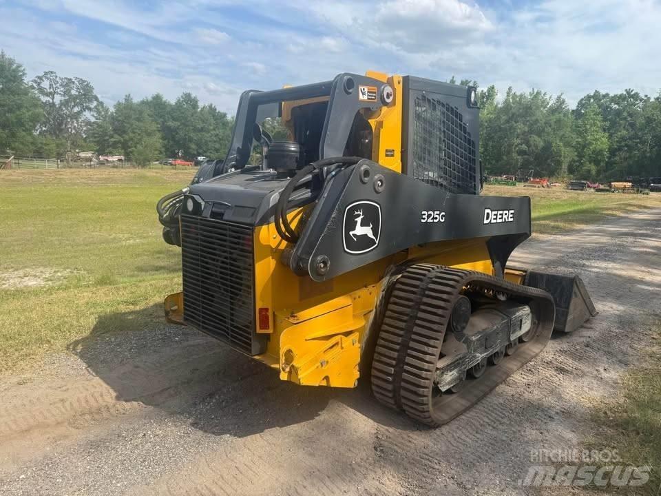 John Deere 325G Šmykom riadené nakladače