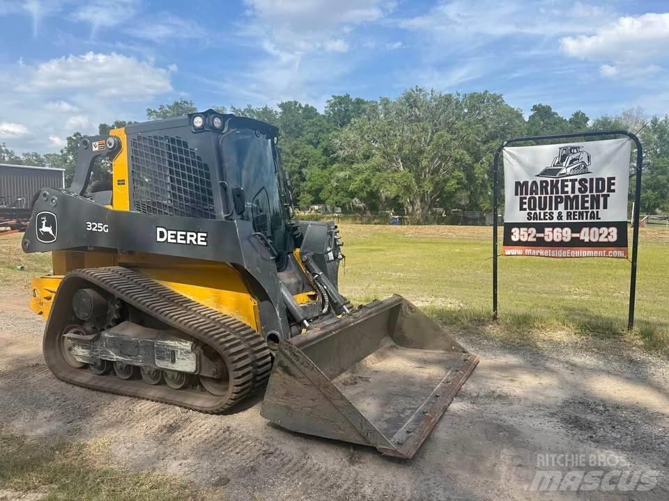 John Deere 325G Šmykom riadené nakladače