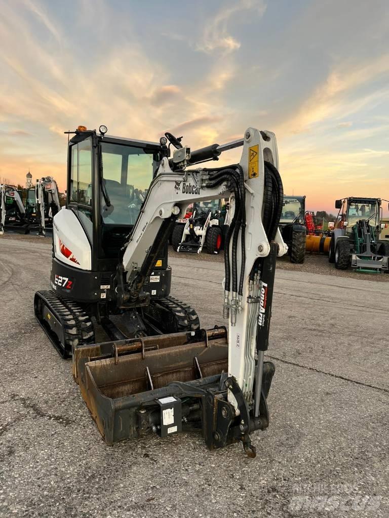 Bobcat E 27 Z Mini rýpadlá < 7t