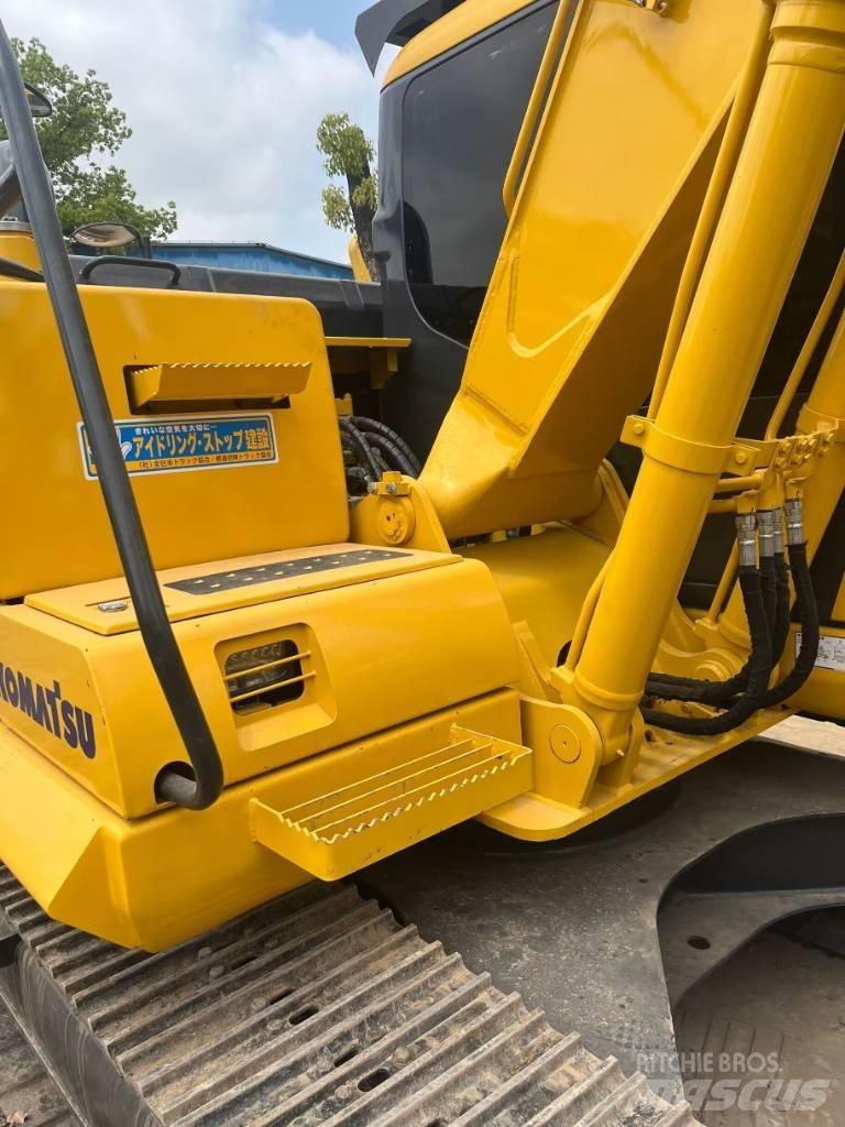 Komatsu PC130 Pásové rýpadlá