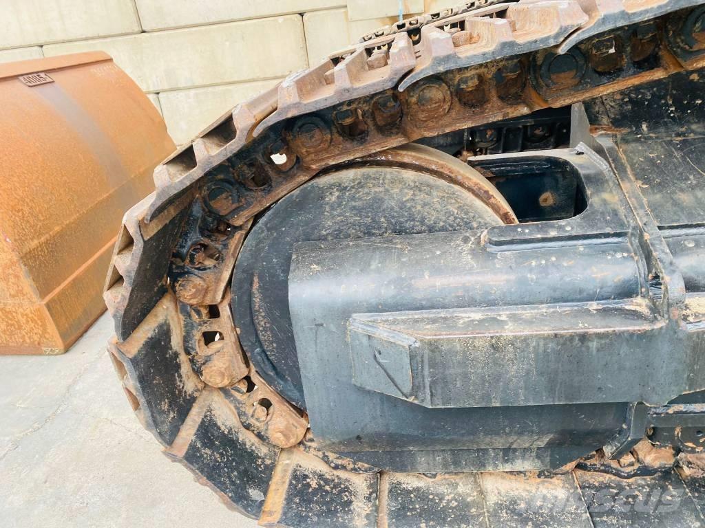 CAT 330 B L MH Pásové rýpadlá