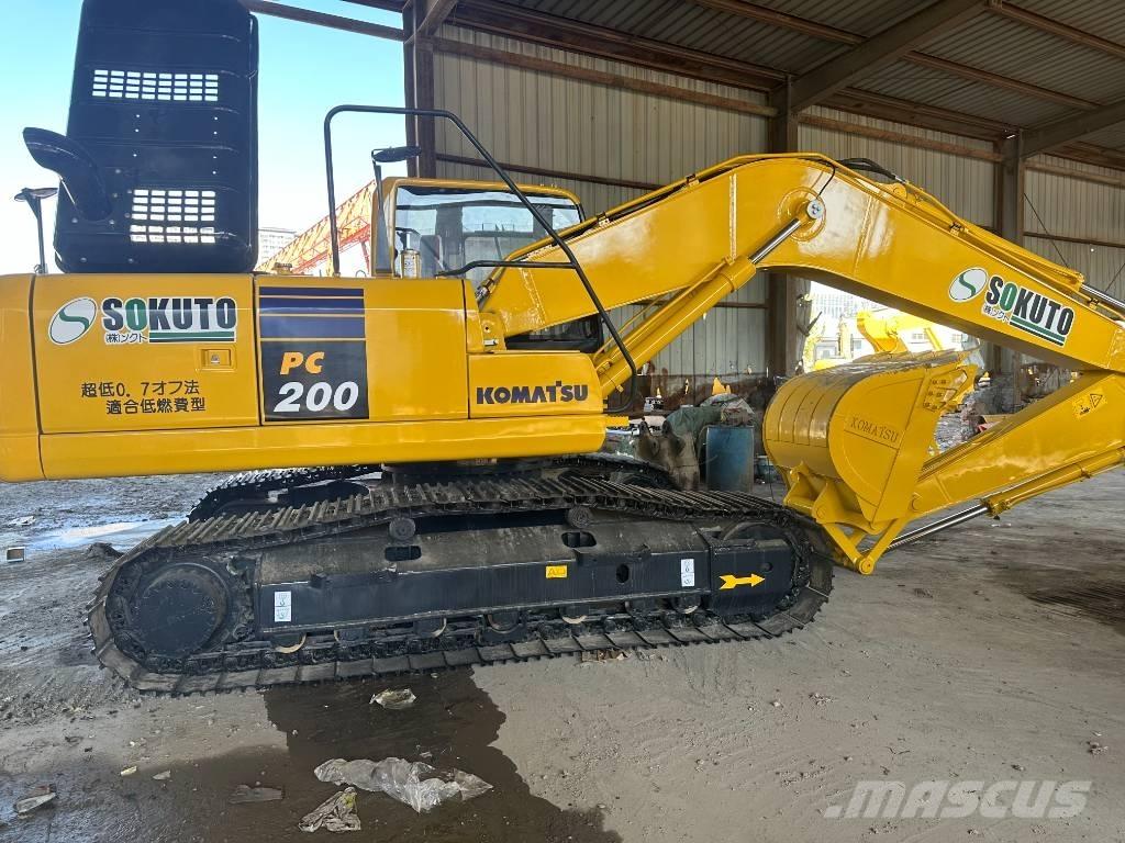 Komatsu PC 200-8 Midi rýpadlá 7 t - 12 t