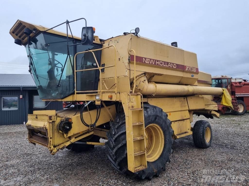 New Holland TX 36 Kombinované zberacie stroje