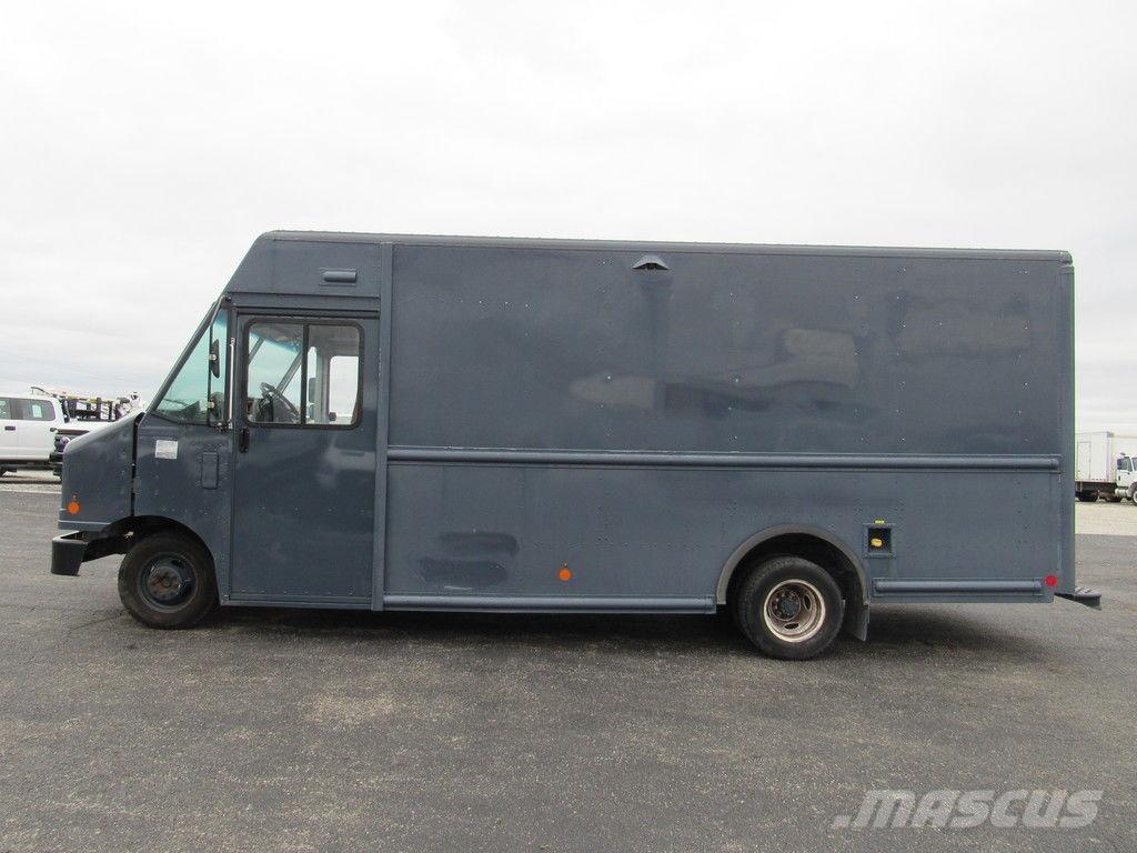 Ford E-450 Skriňová nadstavba