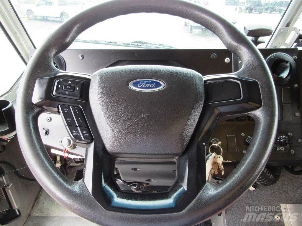 Ford F-59 Skriňová nadstavba