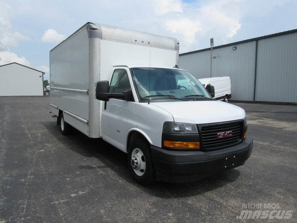 GMC Savana 3500 Skriňová nadstavba