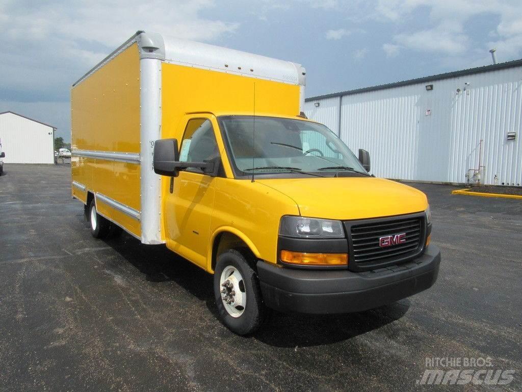 GMC Savana 3500 Skriňová nadstavba