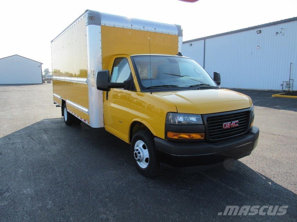 GMC Savana 3500 Skriňová nadstavba