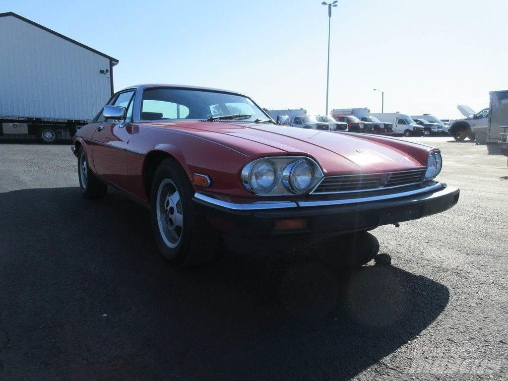 Jaguar XJ Automobily