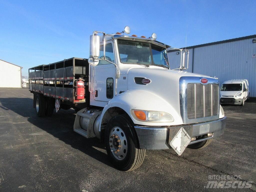 Peterbilt 335 Plošinové nákladné automobily/nákladné automobily so sklápacími bočnicami